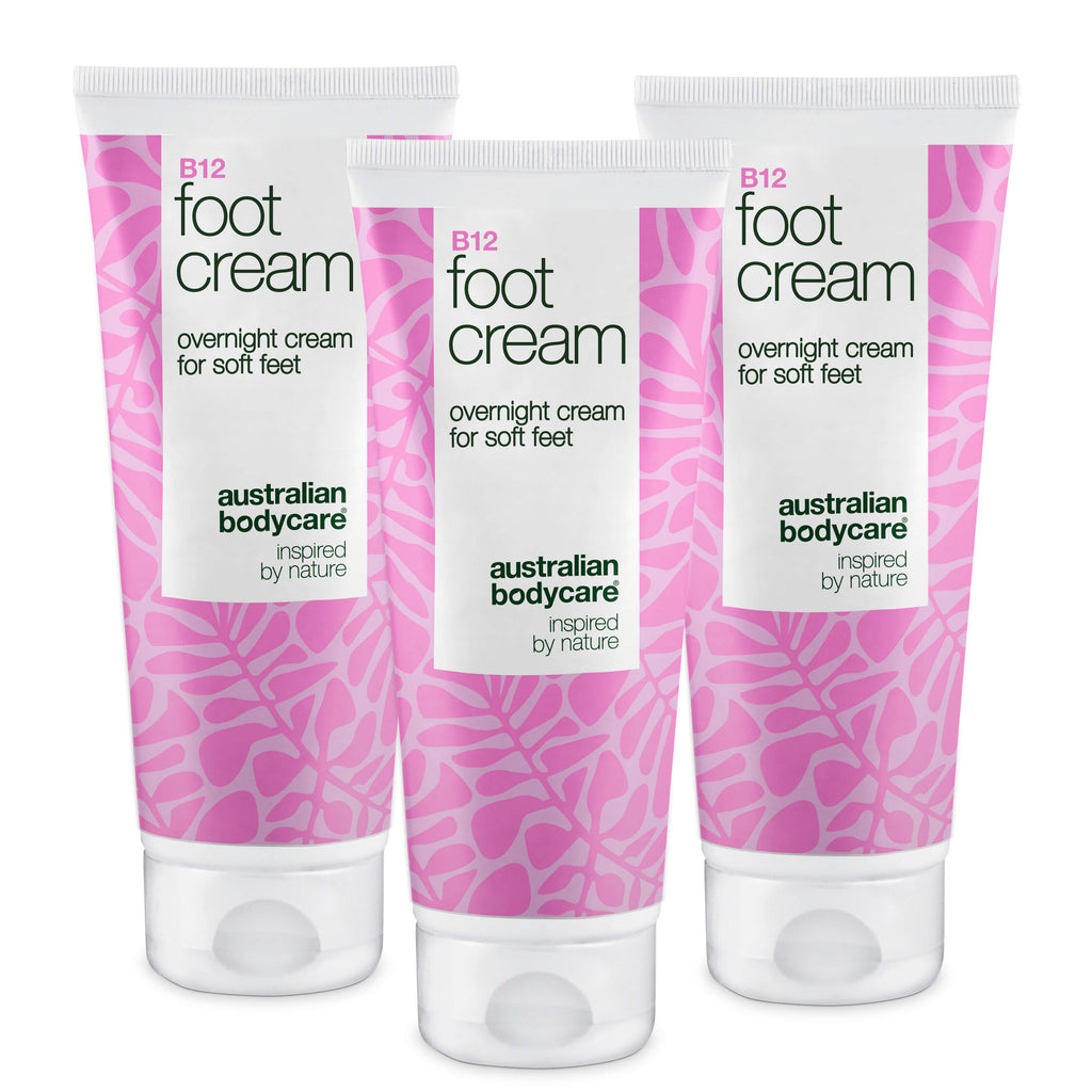 Fodcreme med B12 vitamin – blødgør hård hud og fugter — Fodcreme med B12 vitamin og 10% urea til tørre fødder. Fugter og blødgør huden. Perfekt som natcreme eller efter et fodbad.