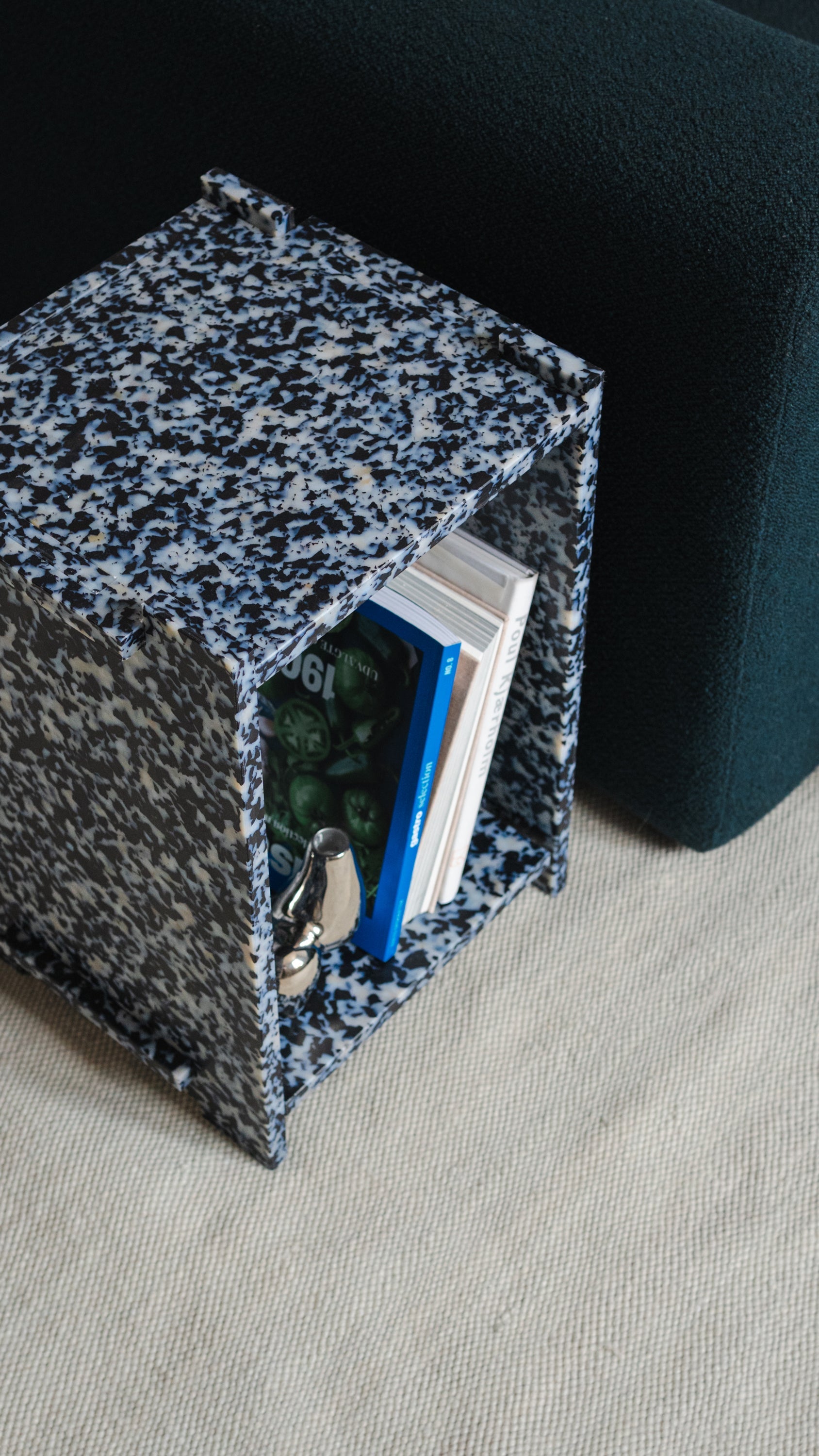 Assembly Sidetable - Duo