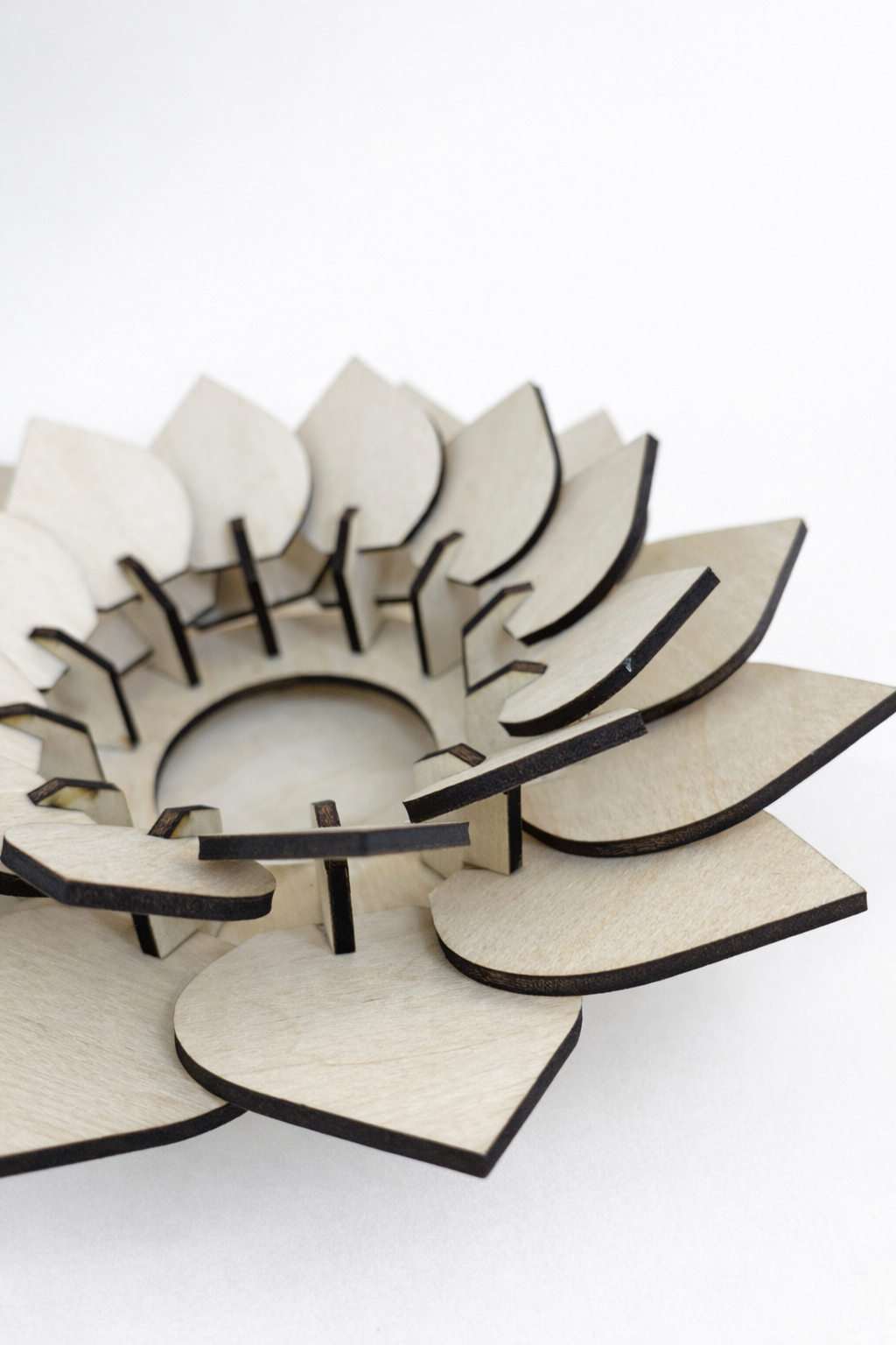 Håndlavet fyrfadsstage i bøgetræ - "Løvfald"